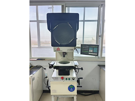 数字测量投影仪